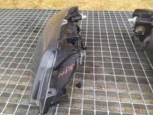 Laden Sie das Bild in den Galerie-Viewer, Frontscheinwerfer Opel Astra Ein Stück (Rechts oder Links) Headlight SCH2818051653wc