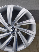 Load image into Gallery viewer, 1x Alufelge 18 Zoll 7.5" 5x112 5E3601025AS Skoda Octavia Rim Wheel FEL4750714823ni