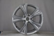 Load image into Gallery viewer, 1x Alufelge 17 Zoll 7.5" 5x112 46ET Glanz Silber 5FA601025C Seat Leon Rim Wheel FEL9046563189th