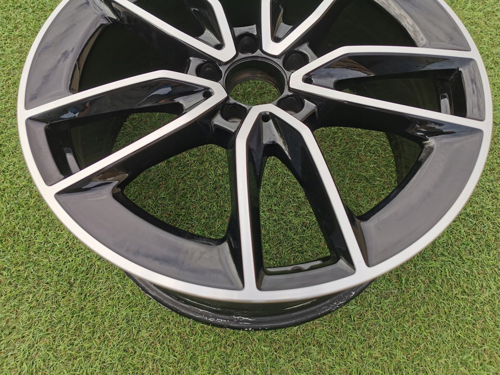 1x Alufelge 19 Zoll 8.5" 5x112 52ET Mercedes-Benz Amg Rim Wheel FEL1743088731jh