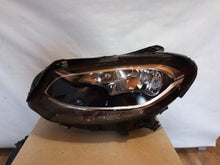 Laden Sie das Bild in den Galerie-Viewer, Frontscheinwerfer Mercedes-Benz 2468205361 Halogen Links Scheinwerfer Headlight