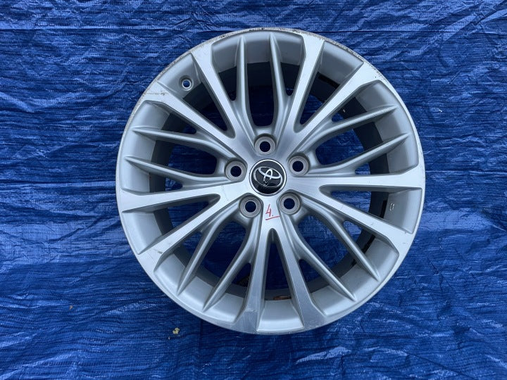 1x Alufelge 18 Zoll 8.0" 5x114.3 50ET 42611-06E50 Toyota Camry Rim Wheel FEL3761073955uv