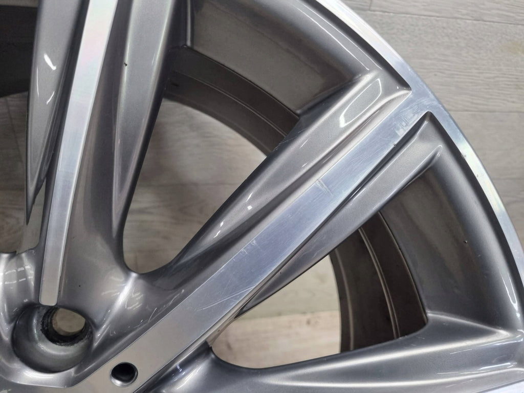 1x Alufelge 18 Zoll 8.0" 5x112 30ET Glanz Grau 6874440 BMW 5 G31 G30 Rim Wheel FEL8717547222hy