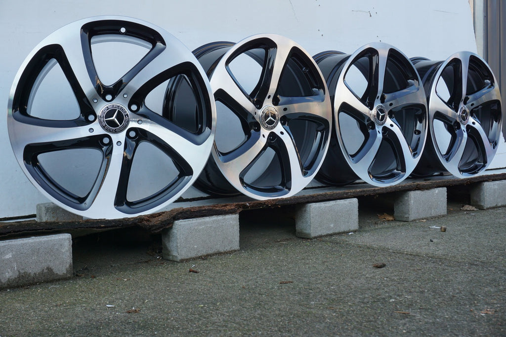 4x Alufelge 18 Zoll 8.0" 5x112 43ET Glanz Schwarz A2134013200 Mercedes-Benz W213