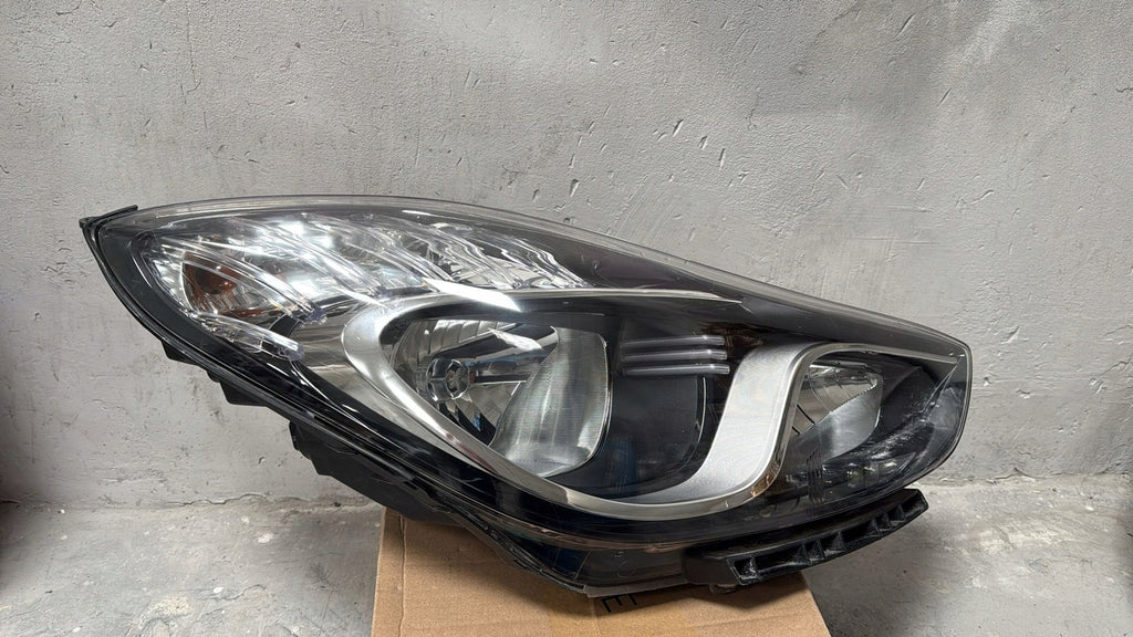 Frontscheinwerfer Hyundai Ix20 20LAMP11 Rechts Scheinwerfer Headlight SCH9607041270kl