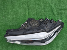 Laden Sie das Bild in den Galerie-Viewer, Frontscheinwerfer BMW 5 G31 G30 7439193-04 Full LED Links Scheinwerfer Headlight SCH9830417736lm