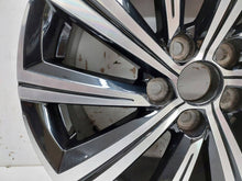 Laden Sie das Bild in den Galerie-Viewer, 1x Alufelge 17 Zoll Toyota Corolla Rim Wheel