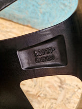 Load image into Gallery viewer, 1x Alufelge 17 Zoll 7.0" 5x114.3 53ET Glanz Schwarz 52910-G4720 Hyundai I30 FEL7023233967vq