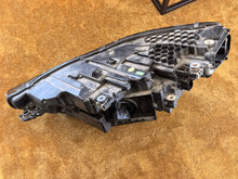 Load image into Gallery viewer, Frontscheinwerfer Audi E-Tron 4KE941040 Full LED Ein Stück (Rechts oder Links) SCH9022050958yq