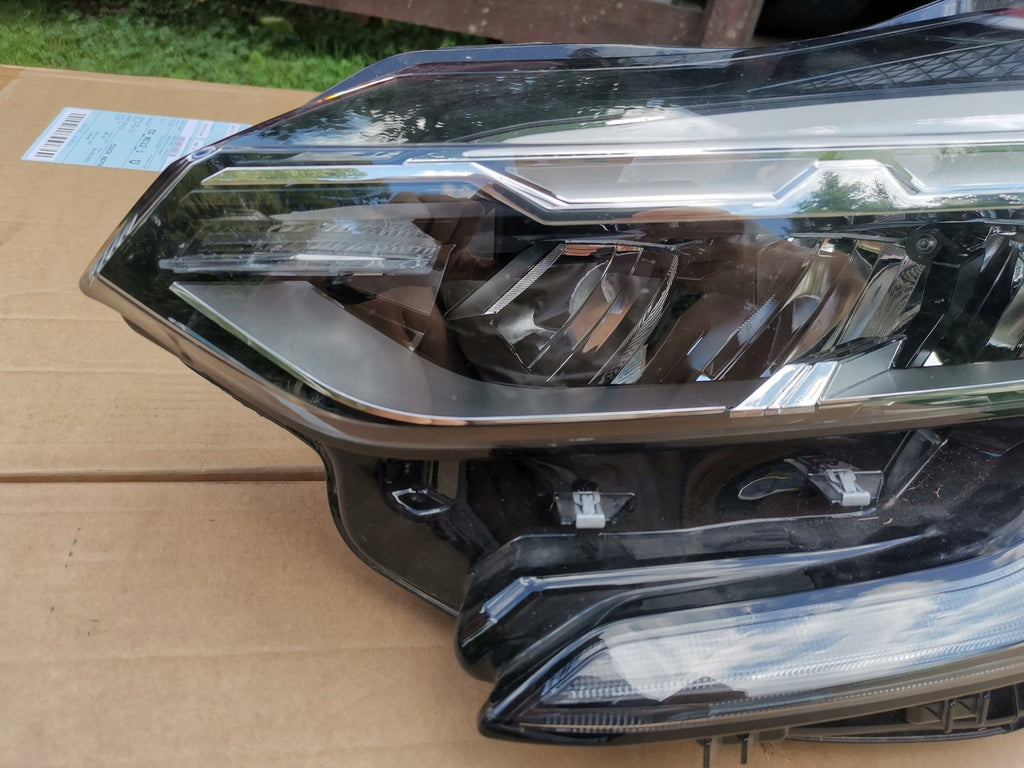 Frontscheinwerfer Renault Captur II 260608054R LED Links Scheinwerfer Headlight