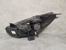 Laden Sie das Bild in den Galerie-Viewer, Frontscheinwerfer Renault Clio 260106624R Rechts Scheinwerfer Headlight SCH5537410636iy