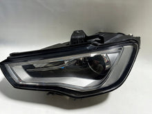 Laden Sie das Bild in den Galerie-Viewer, Frontscheinwerfer Audi A3 8V0941031 Xenon Links Scheinwerfer Headlight