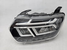 Laden Sie das Bild in den Galerie-Viewer, Frontscheinwerfer Dacia Duster 260602465R LED Links Scheinwerfer Headlight