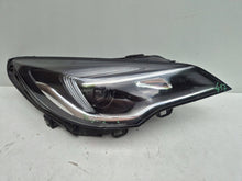 Laden Sie das Bild in den Galerie-Viewer, Frontscheinwerfer Opel Astra K 39158006 Rechts Scheinwerfer Headlight SCH8839701695hb
