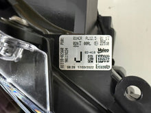 Load image into Gallery viewer, Frontscheinwerfer Toyota Corolla 81150-02S60 Full LED Ein Satz Headlight SCH3237721867ii