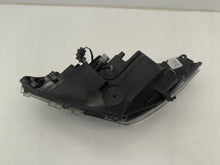 Laden Sie das Bild in den Galerie-Viewer, Frontscheinwerfer Toyota Yaris 17-PRO-2 Rechts Scheinwerfer Headlight SCH6968385292ai