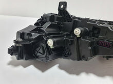 Laden Sie das Bild in den Galerie-Viewer, Frontscheinwerfer Skoda Enyaq IV 5LB941016A LED Rechts Scheinwerfer Headlight