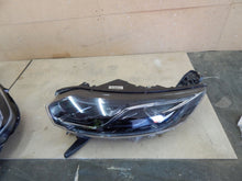 Laden Sie das Bild in den Galerie-Viewer, Frontscheinwerfer Renault Espace 260608372 Links Scheinwerfer Headlight SCH8946124197zq