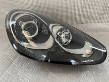 Laden Sie das Bild in den Galerie-Viewer, Frontscheinwerfer Porsche Cayenne 7P5941754AA Xenon Rechts Headlight SCH3560383679ea