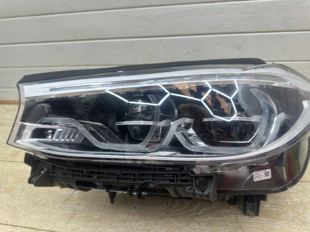 Frontscheinwerfer BMW G32 7496443-02Q LED Ein Stück (Rechts oder Links) SCH7770024083lv
