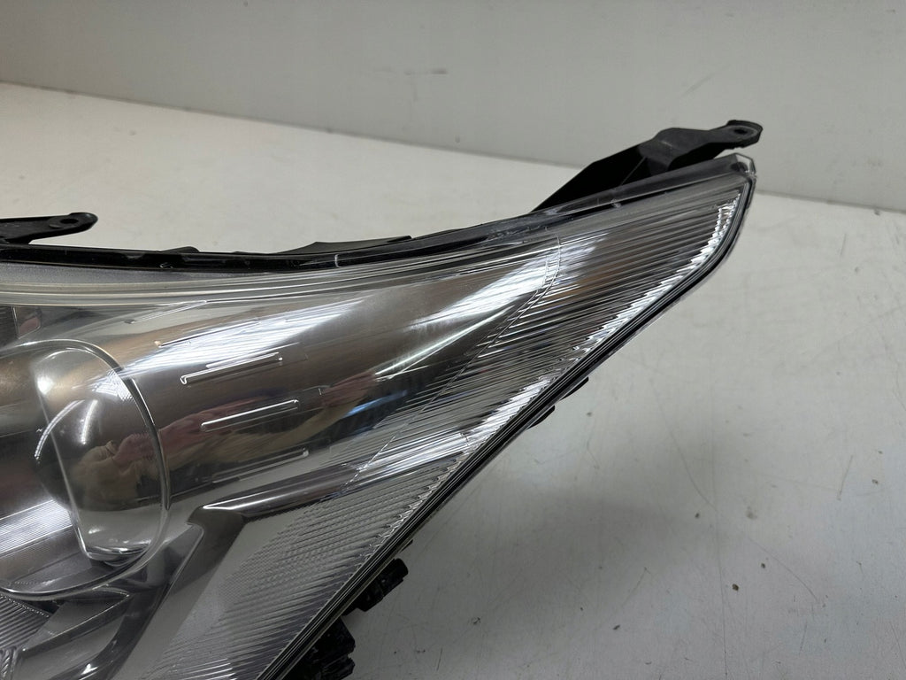 Frontscheinwerfer Toyota Avensis Xenon Links Scheinwerfer Headlight SCH9576682744jf
