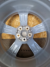Laden Sie das Bild in den Galerie-Viewer, 4x Alufelge 20 Zoll 9.0" 5x112 38ET Glanz Silber 4KE601025S Audi Rim Wheel FEL4886801592uh