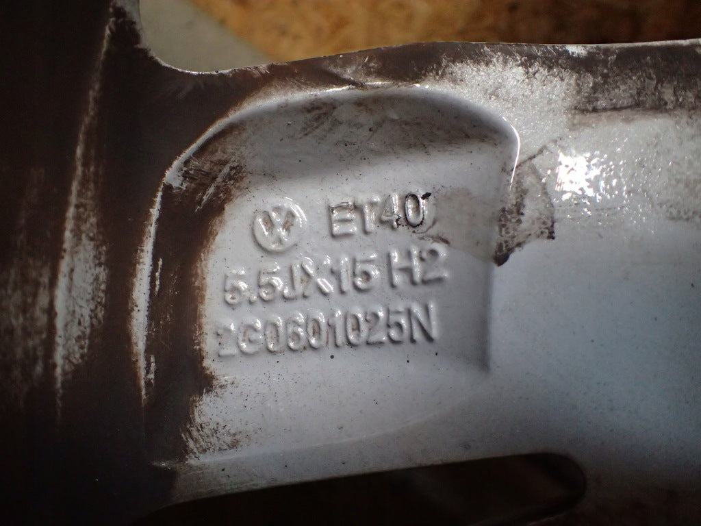 1x Alufelge 15 Zoll 5.5" 5x100 40ET 2G0601025N VW Polo Rim Wheel FEL7096289599mx