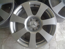 Load image into Gallery viewer, 4x Alufelge 17 Zoll 8.0" 5x112 43ET Glanz Silber A2214010202 Mercedes-Benz W221 FEL1058594230cb