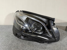 Laden Sie das Bild in den Galerie-Viewer, Frontscheinwerfer Mercedes-Benz W213 A2139069608KZ LED Rechts Headlight SCH9661287384ur