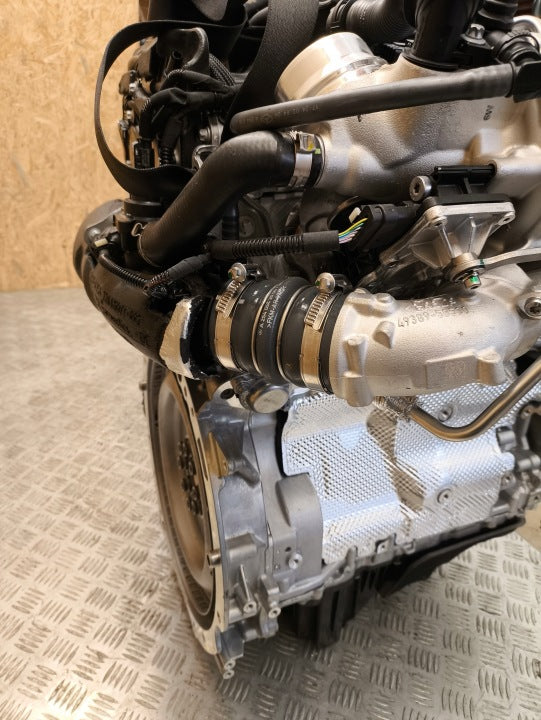 Motor Mercedes-Benz W206 254920 2.0 2024 Benzin Engine Komplett MOT2882140737eh