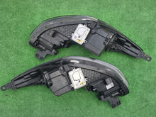 Load image into Gallery viewer, Frontscheinwerfer Kia 92102F1110 92101F1110 Ein Satz Scheinwerfer Headlight SCH7740589280ge