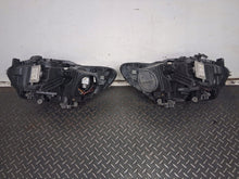 Laden Sie das Bild in den Galerie-Viewer, Frontscheinwerfer BMW 1 F20 7296914 Xenon Ein Satz Scheinwerfer Headlight SCH9216577840zz