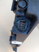 Laden Sie das Bild in den Galerie-Viewer, Frontscheinwerfer Hyundai Kona 92207-J9600 LED Ein Stück (Rechts oder Links)