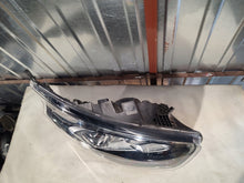 Laden Sie das Bild in den Galerie-Viewer, Frontscheinwerfer Ford Transit Custom Rechts Scheinwerfer Headlight