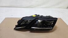 Laden Sie das Bild in den Galerie-Viewer, Frontscheinwerfer Skoda Octavia III 5E1941015F LED Links Scheinwerfer Headlight SCH1342078151ar