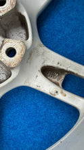 Load image into Gallery viewer, 1x Alufelge 18 Zoll 8.0" 5x130 57ET 98736213600 Porsche Boxster 987 Rim Wheel FEL5413370503td