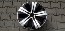 Laden Sie das Bild in den Galerie-Viewer, 1x Alufelge 17 Zoll 7.0&quot; 5x112 44,5ET A2064017100 Mercedes-Benz W206 Rim Wheel