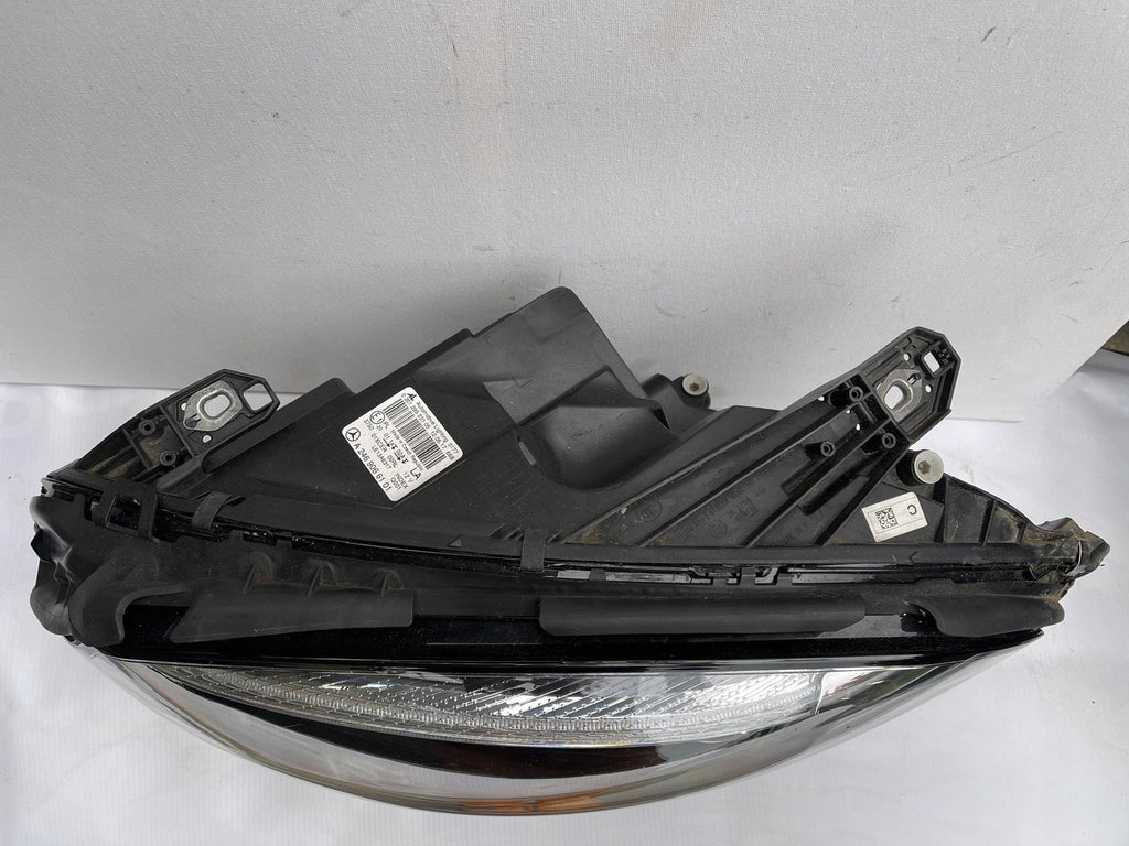 Frontscheinwerfer Mercedes-Benz W246 A2469066101 LED Links Headlight