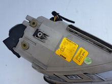 Load image into Gallery viewer, Frontscheinwerfer VW New Rechts Scheinwerfer Headlight SCH7702067033wc