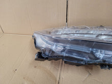 Laden Sie das Bild in den Galerie-Viewer, Frontscheinwerfer Honda Civic X I 100-18654 Rechts Scheinwerfer Headlight SCH9870913972va