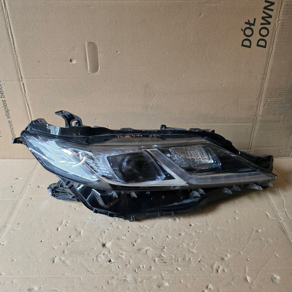 Frontscheinwerfer Toyota Camry 81110-33D71 Rechts Scheinwerfer Headlight SCH9016641453ac