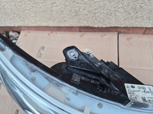 Laden Sie das Bild in den Galerie-Viewer, Frontscheinwerfer Mercedes-Benz Vito W447 A4479069800 Rechts Headlight SCH6657432839yc