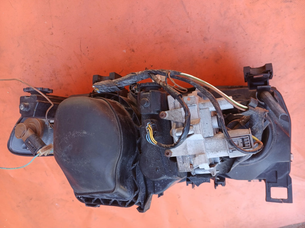 Frontscheinwerfer BMW Compact E46 0311330005 Xenon Links Scheinwerfer Headlight SCH6471762202zw
