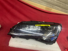 Load image into Gallery viewer, Frontscheinwerfer Skoda Superb III Links Scheinwerfer Headlight SCH8096976700cg