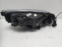 Laden Sie das Bild in den Galerie-Viewer, Frontscheinwerfer Ford Kuga III LV4B-13E015-GC Links Scheinwerfer Headlight