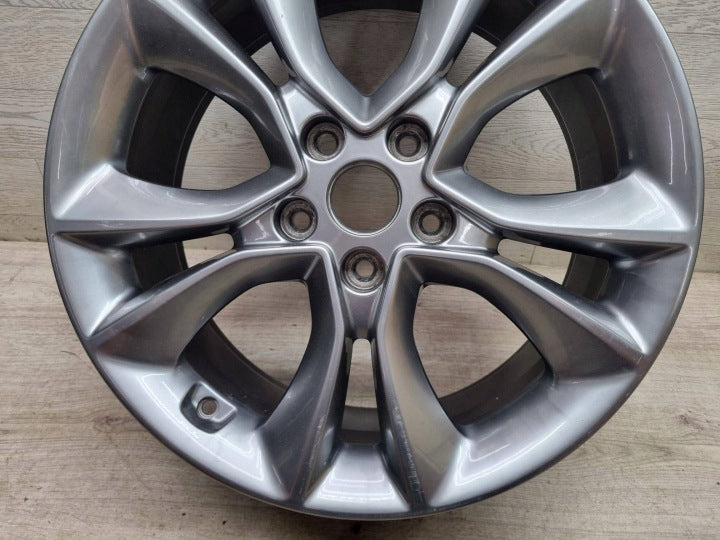 1x Alufelge 18 Zoll 5x114.3 529102V850 Hyundai Veloster Rim Wheel FEL7583598673tp