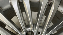 Load image into Gallery viewer, 1x Alufelge 17 Zoll 7.0" 5x112 44 5ET A2064014400 Mercedes-Benz W206 Rim Wheel FEL3554340424qo