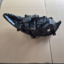 Laden Sie das Bild in den Galerie-Viewer, Frontscheinwerfer Ford Mondeo DS73-13W030-BE DS7313W030BE 13W030 85122000 Links SCH9555506942tg