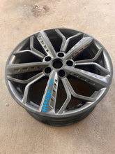 Load image into Gallery viewer, 1x Alufelge 18 Zoll 7.5" 5x114.3 53ET Matt Graphit 52910-C0000 Hyundai I FEL4728499900tu