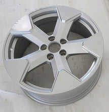 Laden Sie das Bild in den Galerie-Viewer, 1x Alufelge 18 Zoll 7.5&quot; 5x108 46ET 80000277 Volvo Rim Wheel